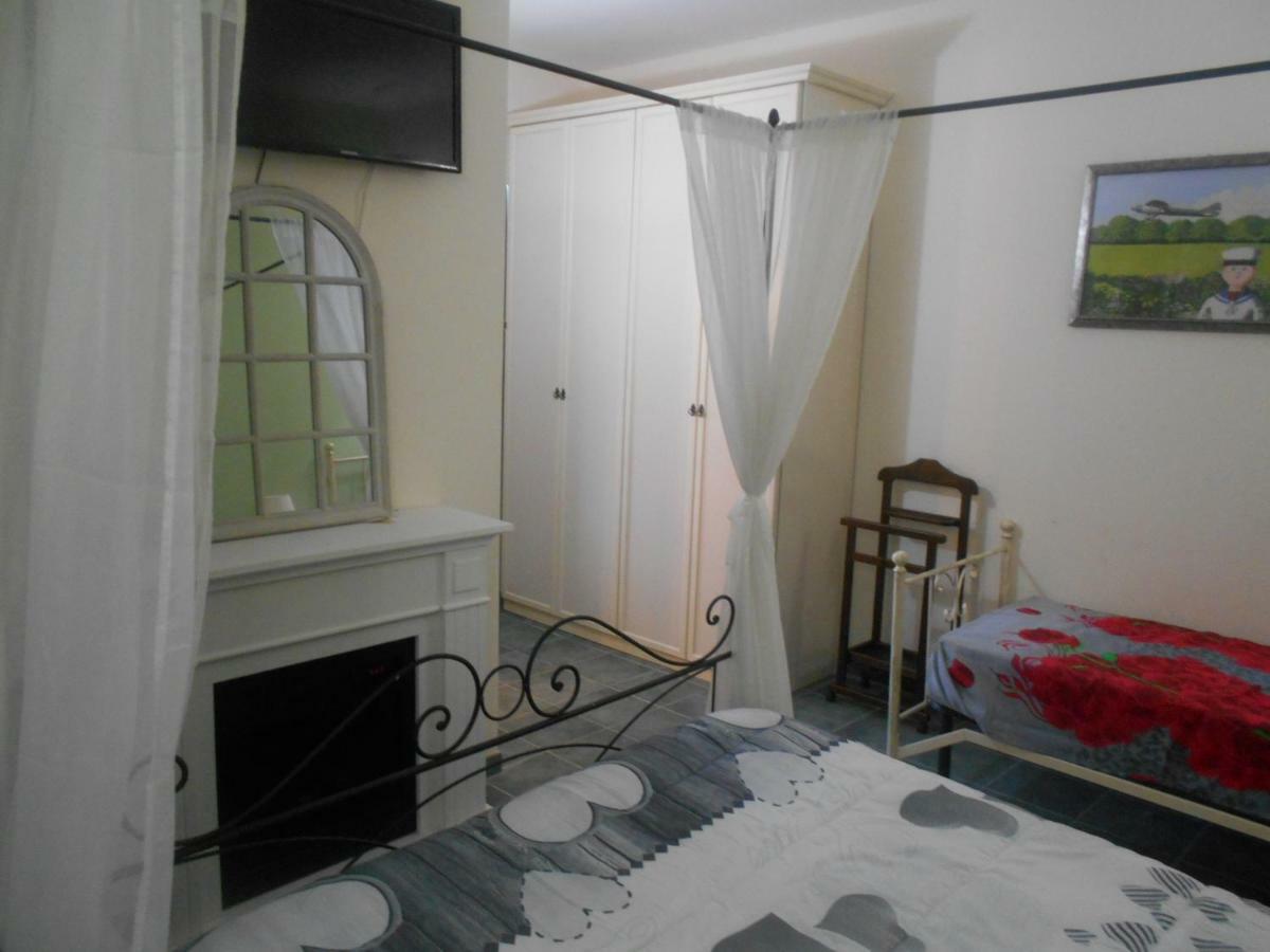 Relais"La Cappuccina" Rooms&Apartments Asís Exterior foto
