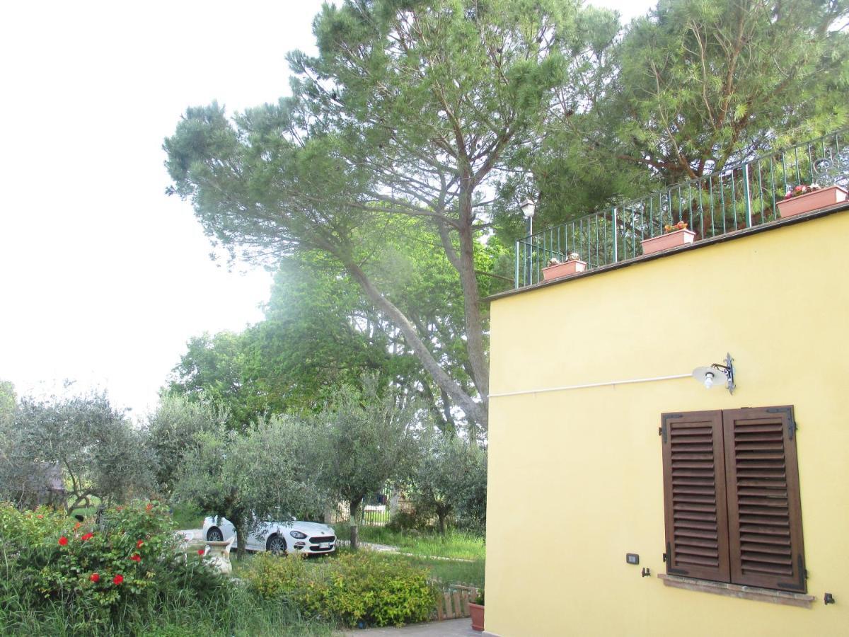 Relais"La Cappuccina" Rooms&Apartments Asís Exterior foto